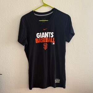 Women’s sf giants baseball Nike shirt